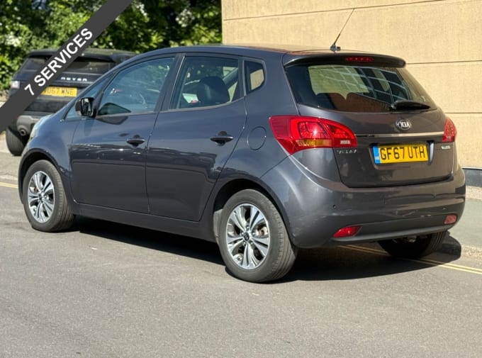 2025 Kia Venga