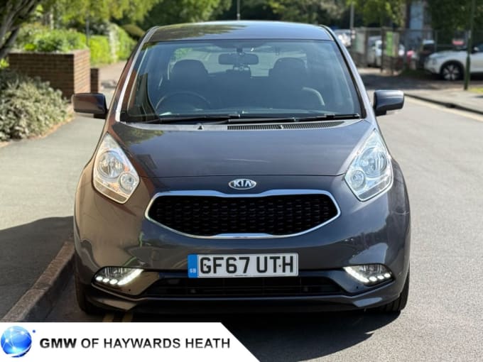 2025 Kia Venga