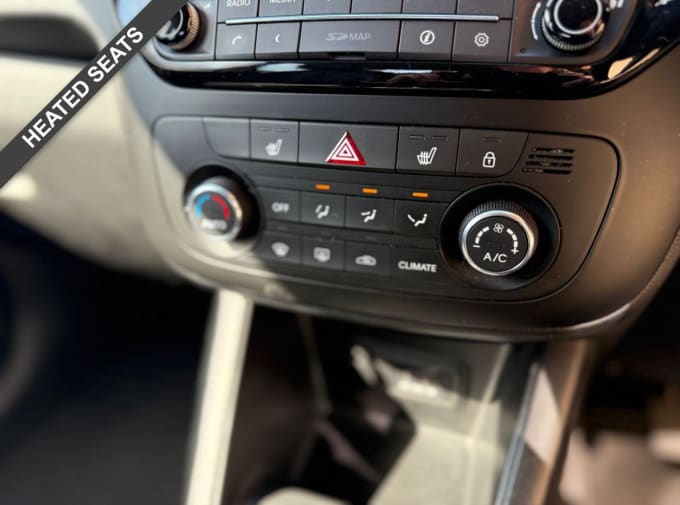 2025 Kia Venga