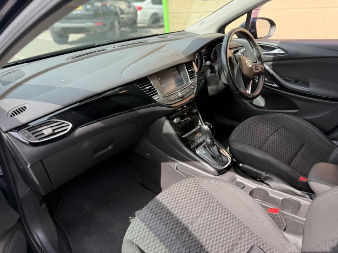 2025 Vauxhall Astra