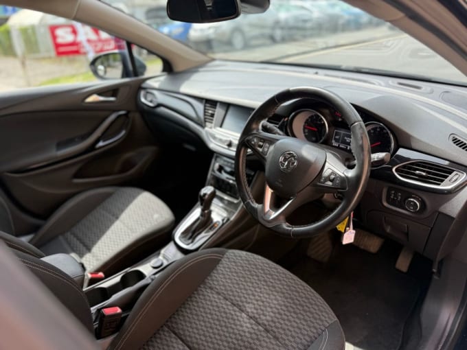 2025 Vauxhall Astra