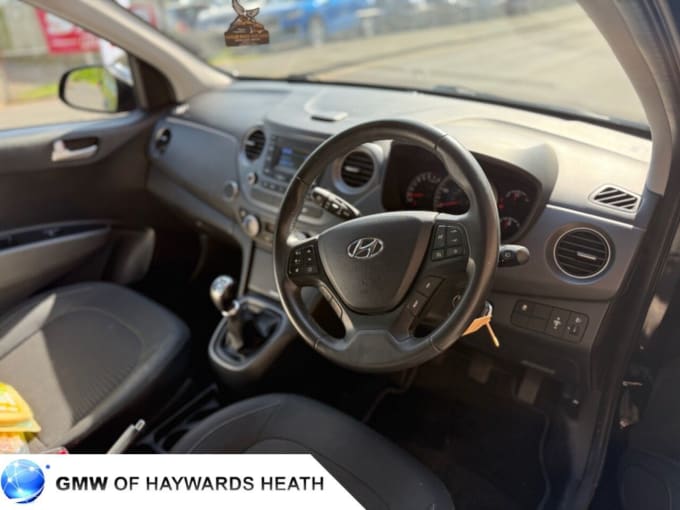 2025 Hyundai I10