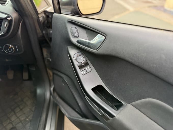 2025 Ford Fiesta
