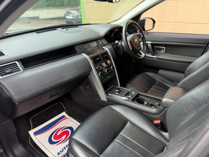 2025 Land Rover Discovery Sport