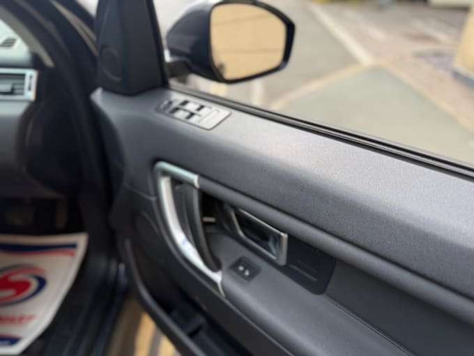 2025 Land Rover Discovery Sport
