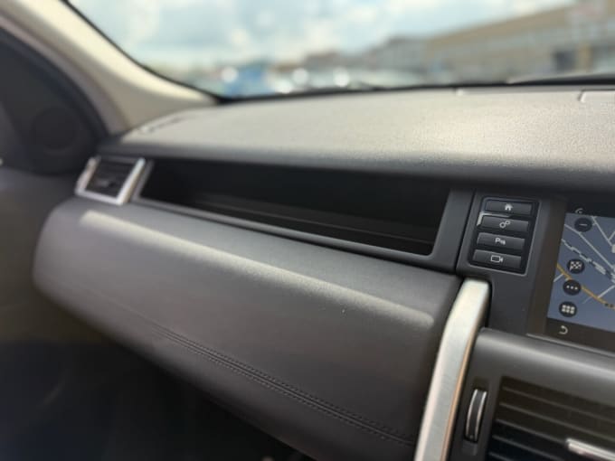 2025 Land Rover Discovery Sport