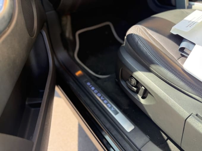 2025 Land Rover Discovery Sport