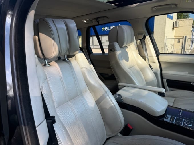 2025 Land Rover Range Rover