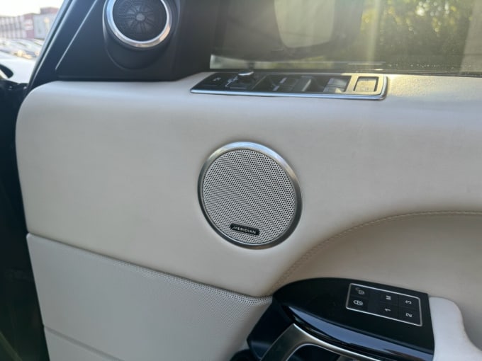 2025 Land Rover Range Rover