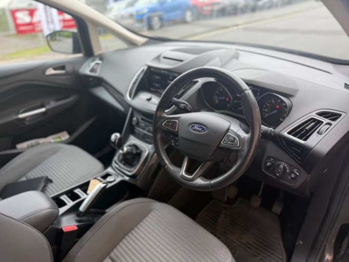 2025 Ford C-max