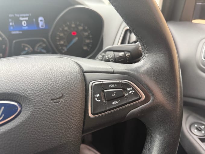 2025 Ford C-max