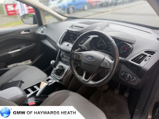 2025 Ford C-max