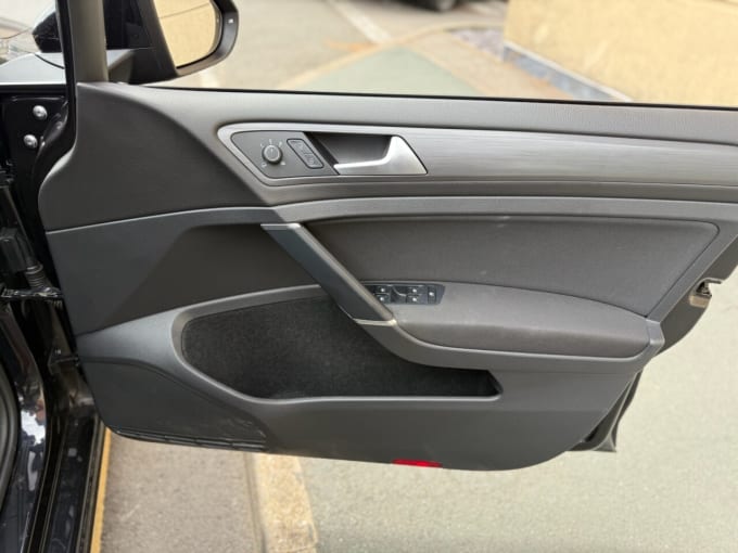 2025 Volkswagen E-golf