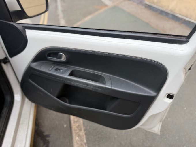 2025 Volkswagen Up!