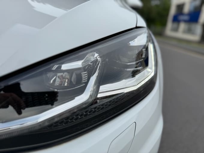 2025 Volkswagen Golf
