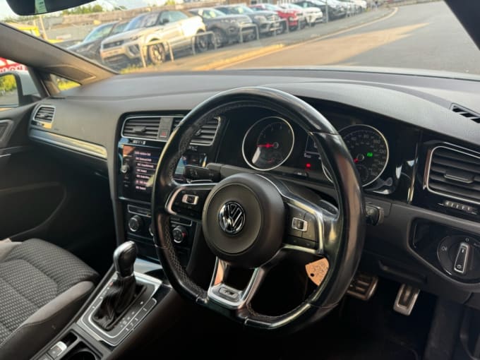 2025 Volkswagen Golf