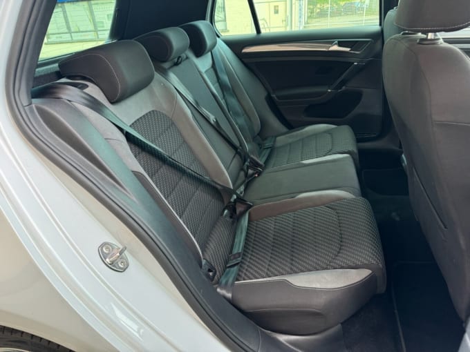 2025 Volkswagen Golf
