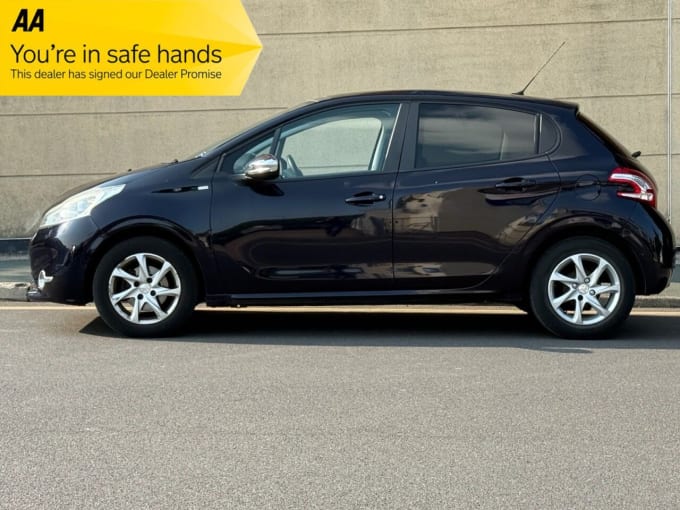 2025 Peugeot 208