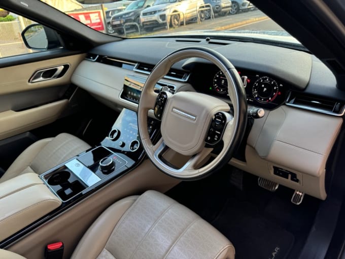 2025 Land Rover Range Rover Velar