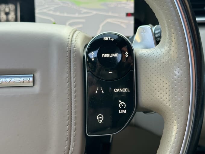 2025 Land Rover Range Rover Velar
