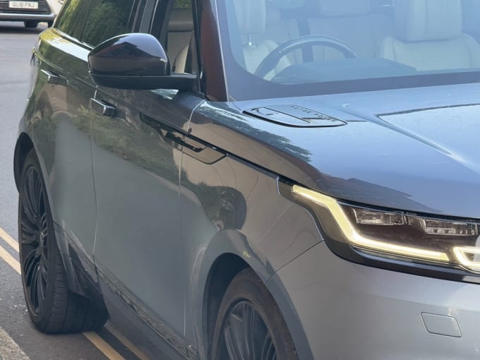 2025 Land Rover Range Rover Velar