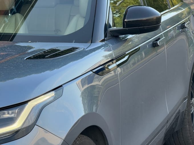 2025 Land Rover Range Rover Velar