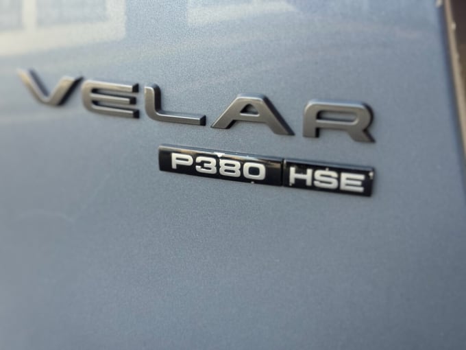 2025 Land Rover Range Rover Velar