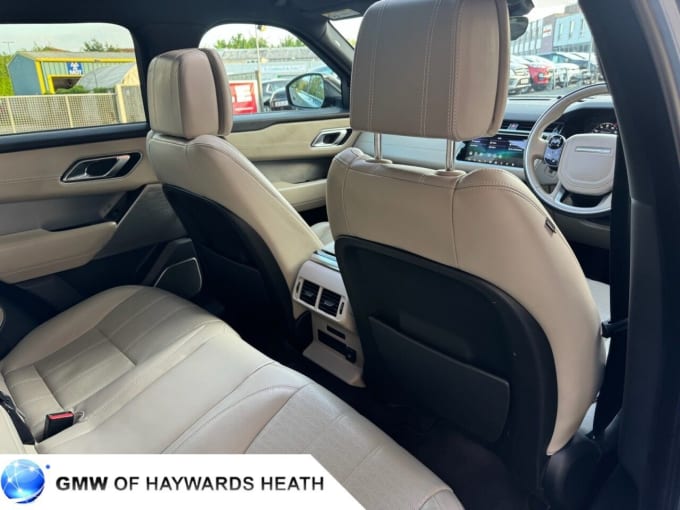 2025 Land Rover Range Rover Velar