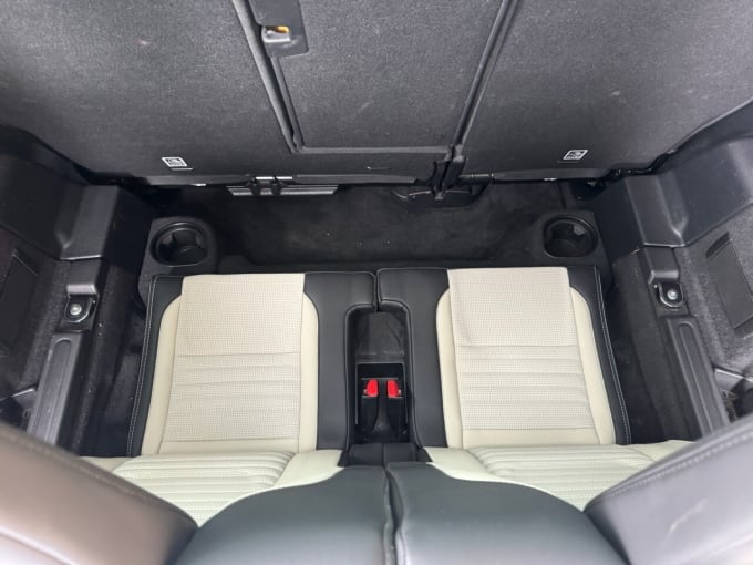 2025 Land Rover Discovery Sport