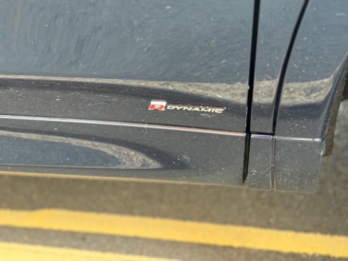 2025 Land Rover Discovery Sport