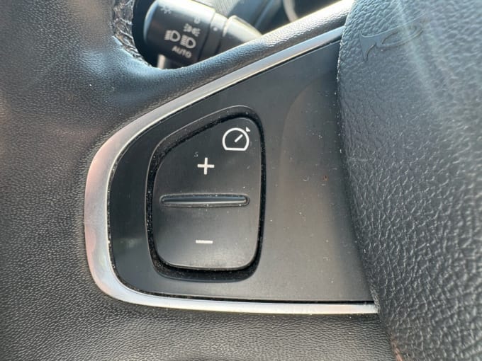 2025 Renault Clio