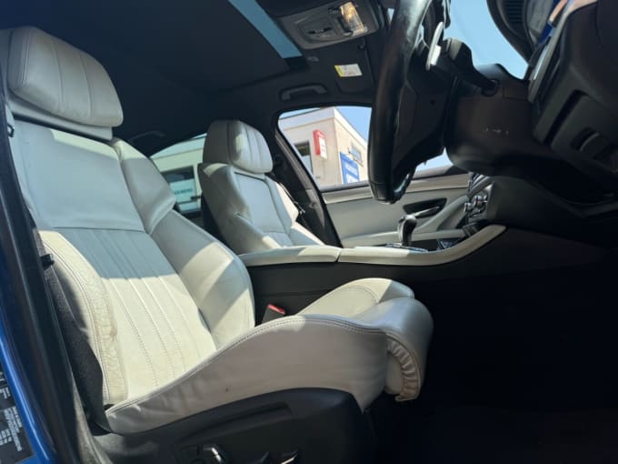 2025 BMW M5