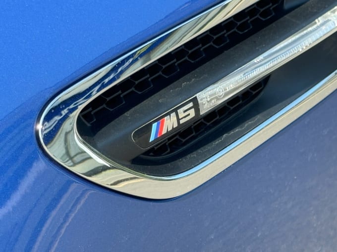 2025 BMW M5