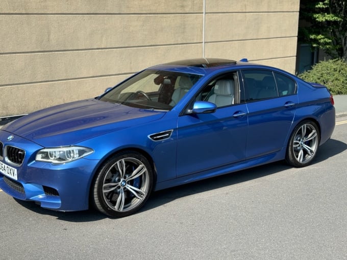 2025 BMW M5