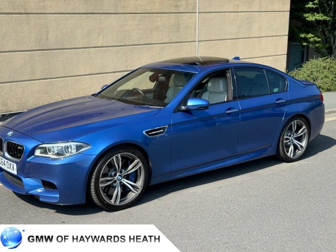 2025 BMW M5