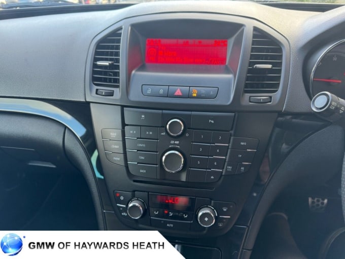 2025 Vauxhall Insignia
