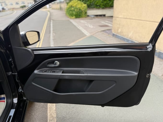 2025 Volkswagen Up!