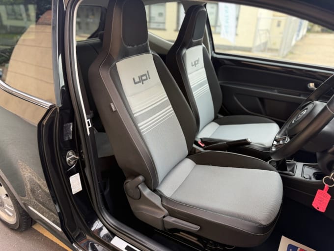 2025 Volkswagen Up!