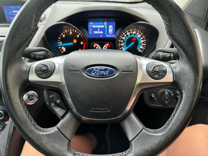 2025 Ford Kuga