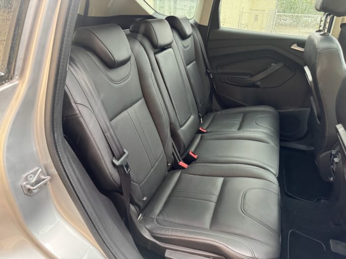 2025 Ford Kuga
