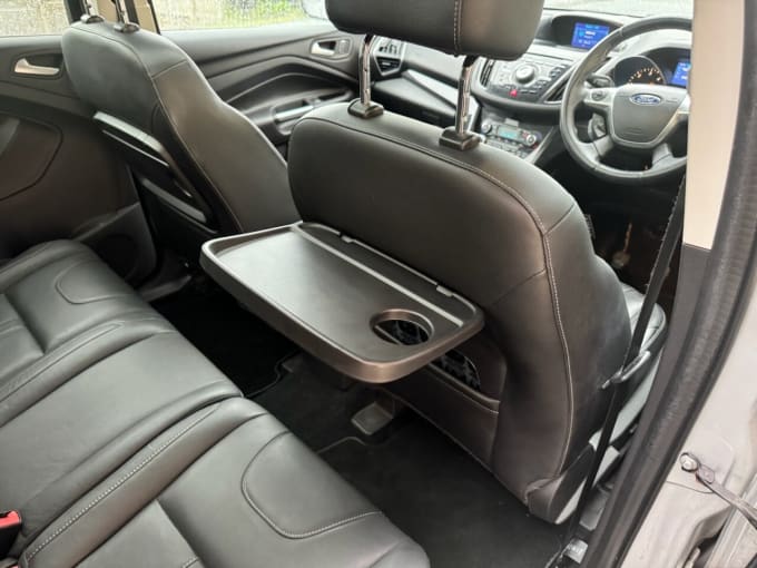 2025 Ford Kuga