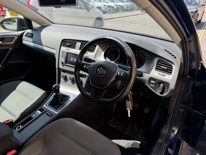 2025 Volkswagen Golf