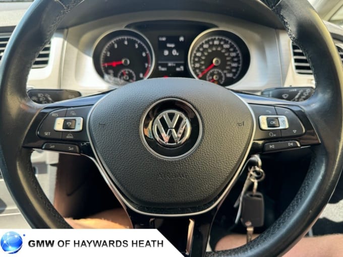 2025 Volkswagen Golf