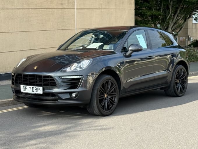 2025 Porsche Macan