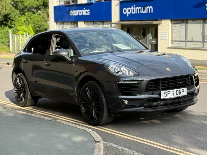 2025 Porsche Macan