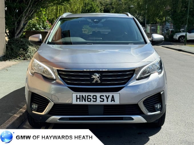 2025 Peugeot 5008