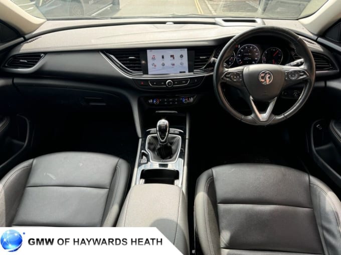 2025 Vauxhall Insignia