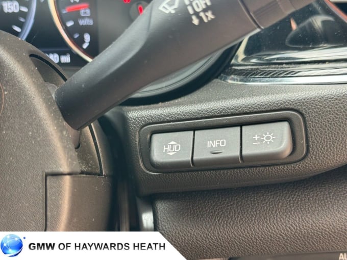 2025 Vauxhall Insignia