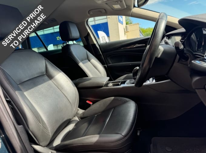 2025 Vauxhall Insignia