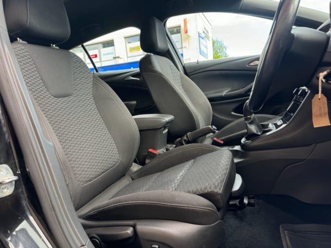 2025 Vauxhall Astra